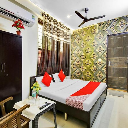Hotel O Kailash Inn New Delhi Exterior foto